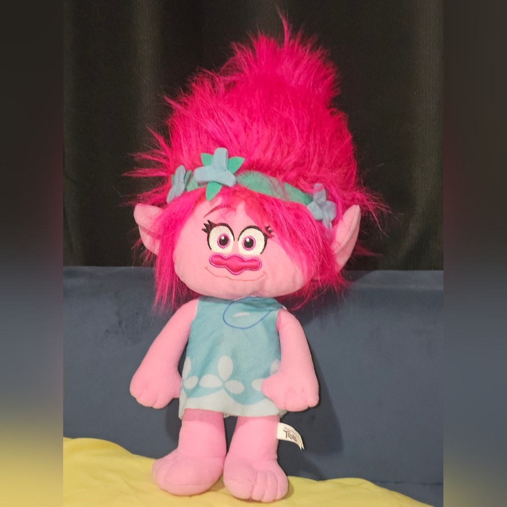 Dreamworks Trolls Poppy Large Hug'n Pillow Plush Stuffed Doll 2018 - 21"